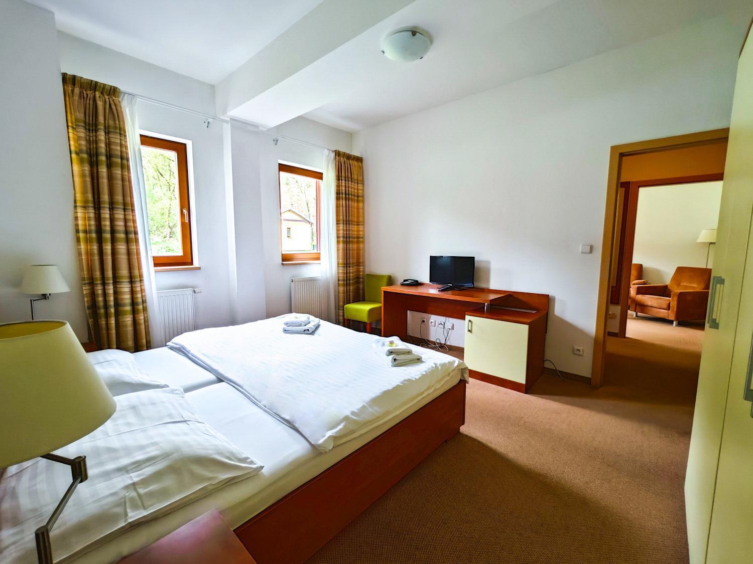 Hotel Bazant Karlovy Vary Kültér fotó