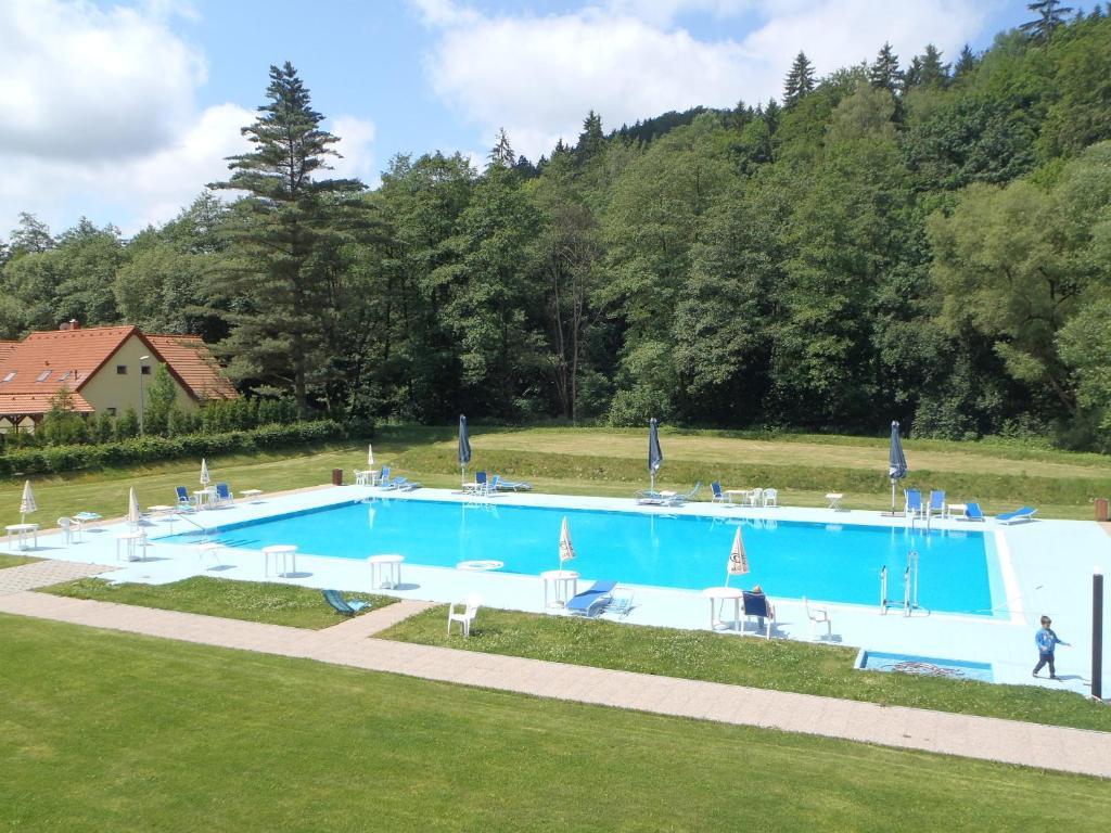Hotel Bazant Karlovy Vary Kültér fotó